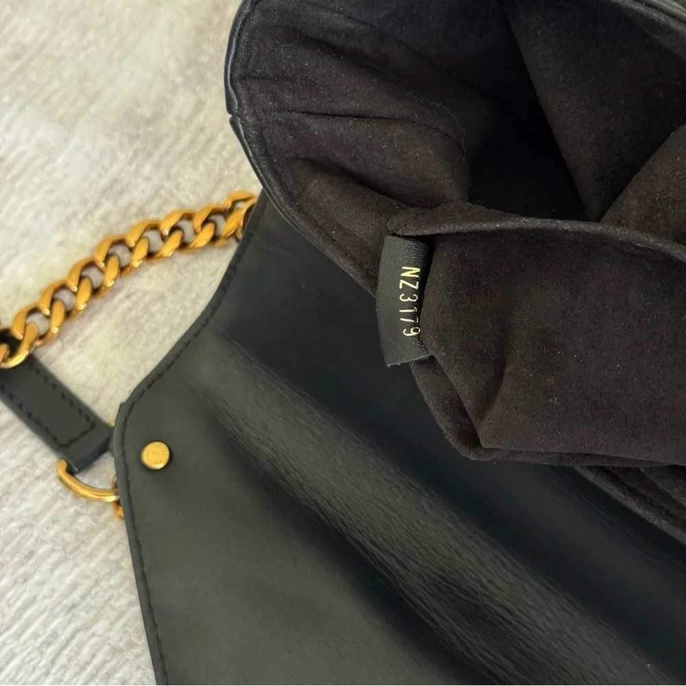 Louis Vuitton Wave Black Quilted Shoulder/Crossbody Bag, Authentic - Picture 16 of 16